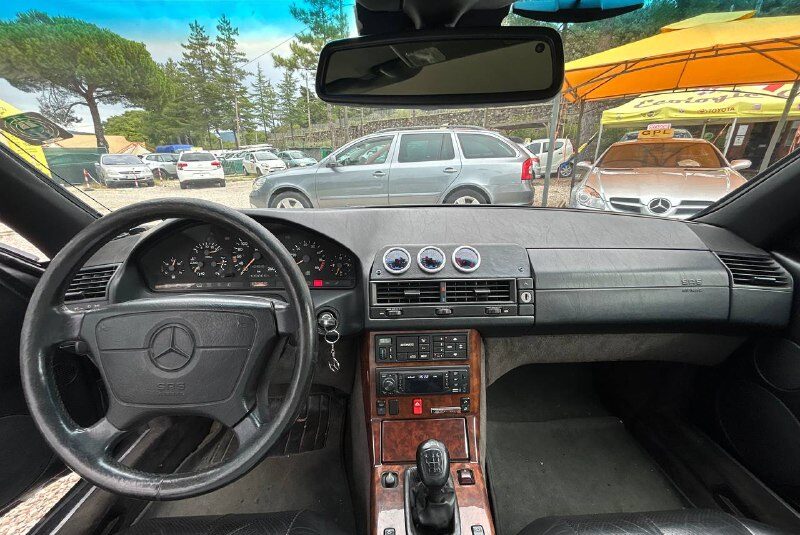 MERCEDES-BENZ SL 300 AMG BITURBO