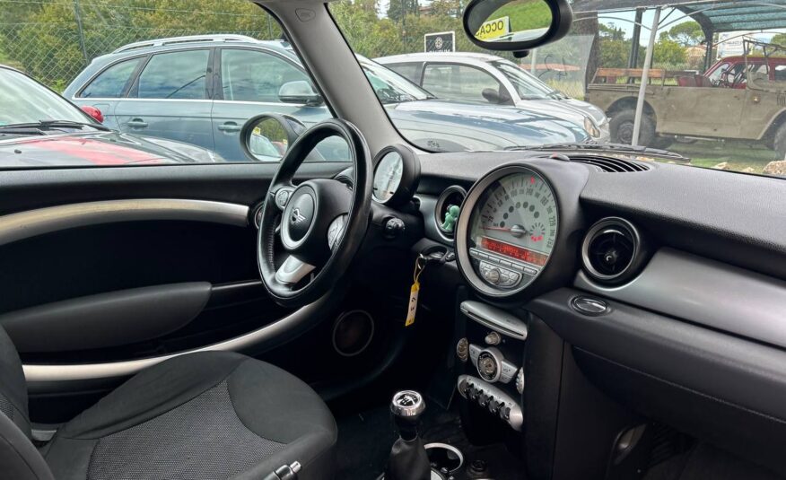 MINI COOPER CLUBMAN 1.6