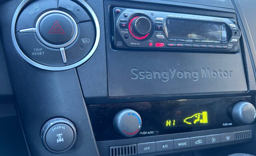 SSANGYONG KYRON CAMBIO AUTOMATICO