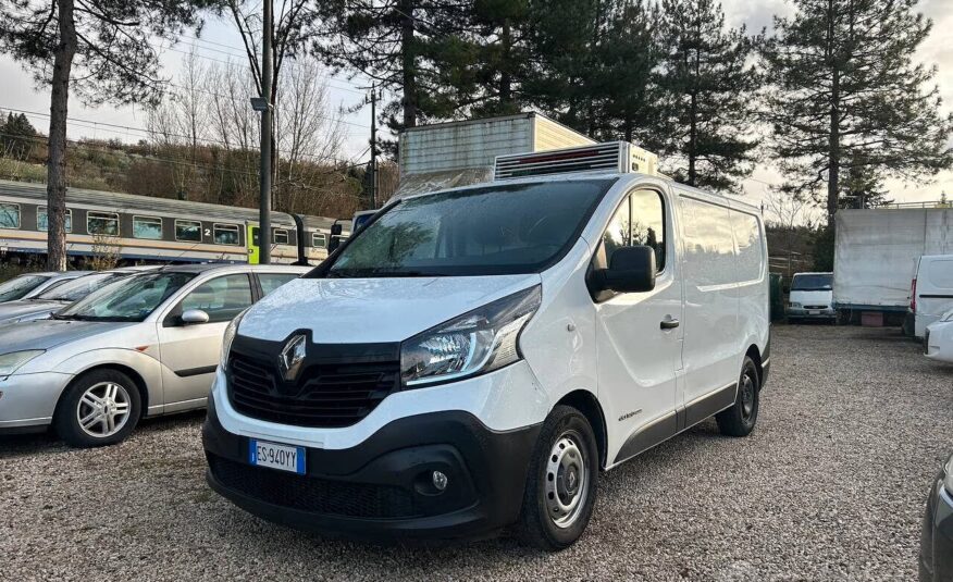 RENAULT TRAFIC FURGONE COIBENTATO