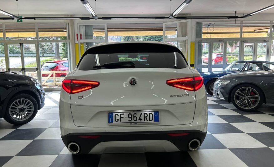 ALFA ROMEO STELVIO Q4